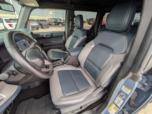 Used 2024 Ford Bronco Outer Banks image 16