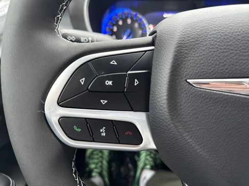 New 2026 Chrysler Pacifica Select image 32