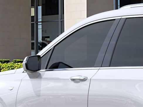 New 2025 Cadillac XT6 Luxury image 12