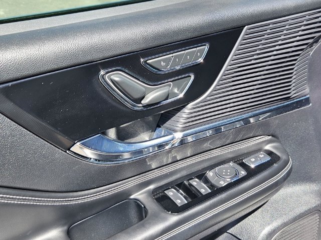 Used 2020 Lincoln Corsair FWD w/ Equipment Group 101A image 16
