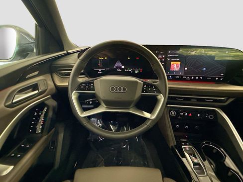 Certified 2025 Audi Q5 Premium Plus AWD/4WD image 11