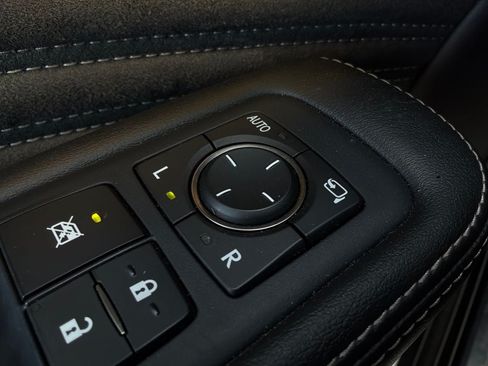 Used 2023 Lexus LS 500 F Sport w/ Cold Weather Package (CK) RWD image 28