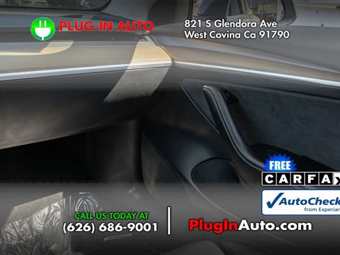 Used 2023 Tesla Model 3 Standard Range image 17