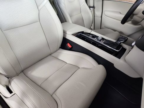 Used 2019 Volvo XC90 T6 Inscription w/ Advanced Package AWD/4WD image 11