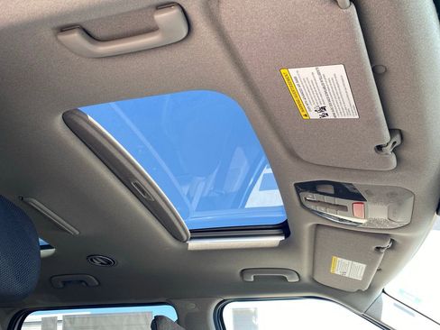 New 2026 Kia EV9 Wind image 24