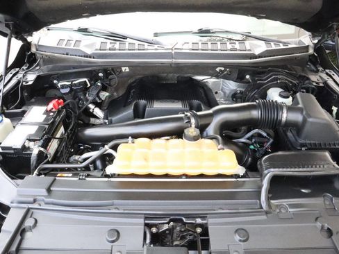 Used 2018 Ford F150 XLT w/ Equipment Group 302A Luxury image 16