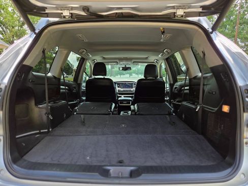 Used 2016 Toyota Highlander XLE FWD image 31