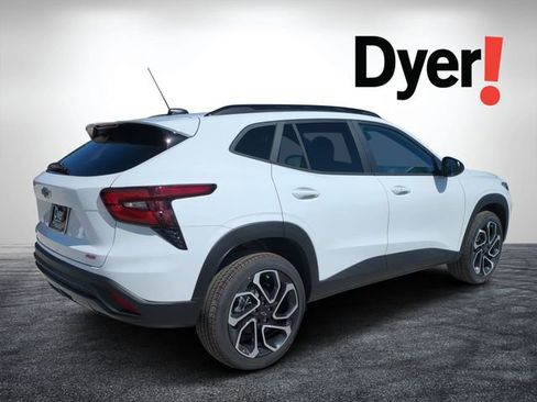 New 2026 Chevrolet Trax RS w/ Driver Confidence Package image 3