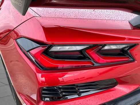 Used 2025 Chevrolet Corvette Z06 RWD image 23