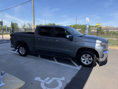 Used 2019 Chevrolet Silverado 1500 LT w/ All-Star Edition RWD image 9