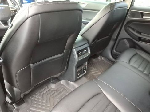 Certified 2021 Ford Edge SEL w/ Convenience Package FWD image 8