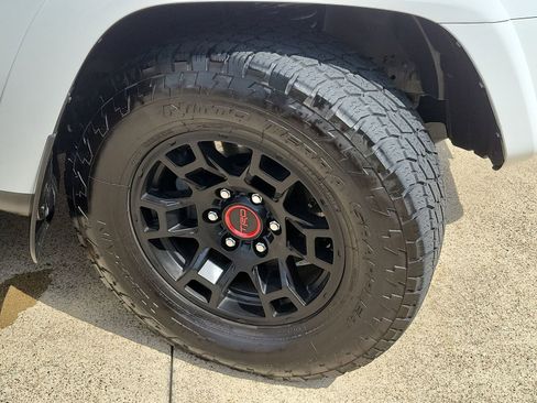 Used 2024 Toyota 4Runner TRD Off-Road Premium w/ Off Road Premium Plus Package image 33