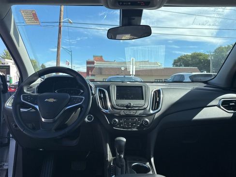 Used 2022 Chevrolet Equinox LT image 13