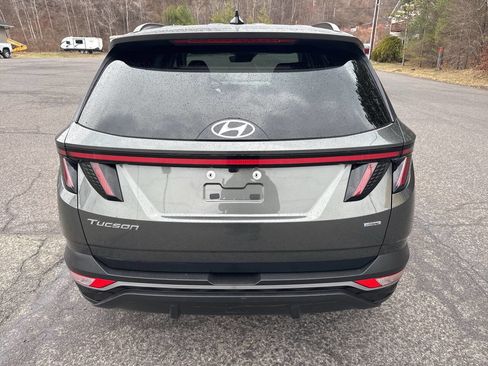 Used 2023 Hyundai Tucson SEL w/ Convenience Package image 4