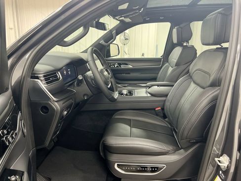 New 2026 Jeep Grand Wagoneer Summit AWD/4WD image 21
