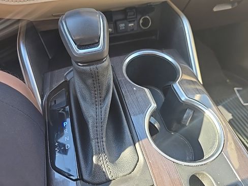 Certified 2021 Toyota Highlander Limited image 17