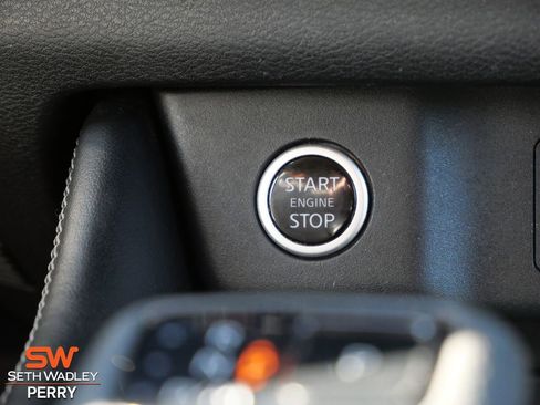 Used 2021 Nissan Rogue SL w/ Premium Package image 22