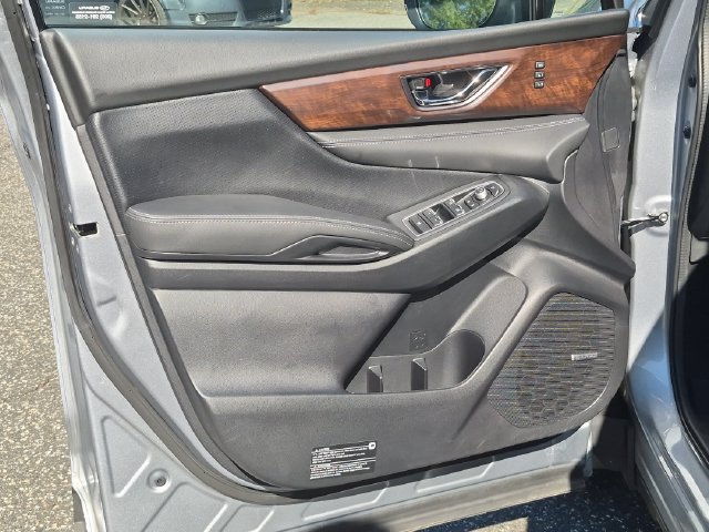 Used 2025 Subaru Ascent Touring AWD/4WD image 10