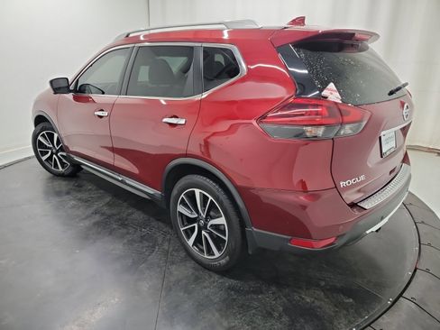 Used 2020 Nissan Rogue SL w/ Premium Package image 6
