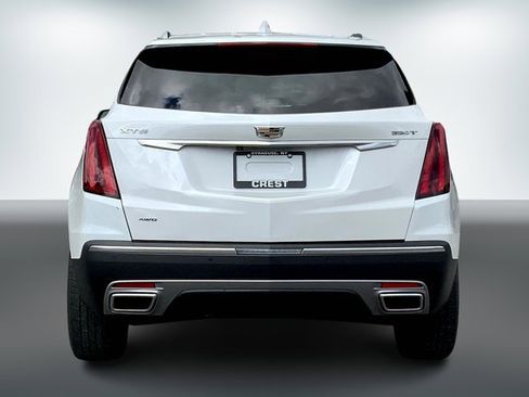 Used 2022 Cadillac XT5 Premium Luxury image 3