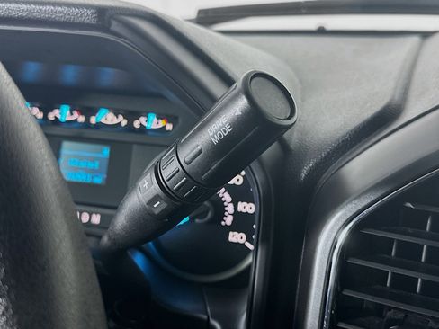 Used 2018 Ford F150 XLT image 23