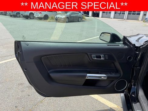 Used 2019 Ford Mustang GT Premium w/ GT Performance Package RWD image 11