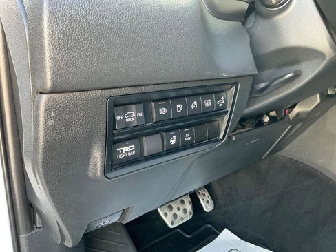Used 2023 Toyota Sequoia TRD Pro AWD/4WD image 18