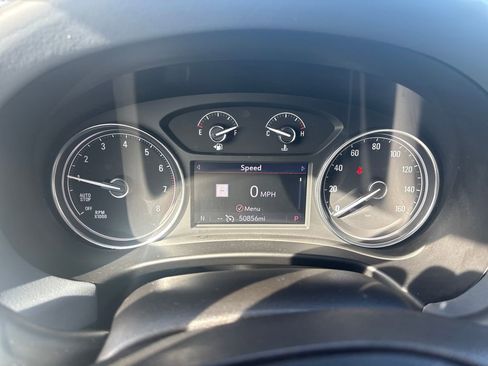 Used 2020 Buick Enclave Essence w/ Sound and Sites Package image 20