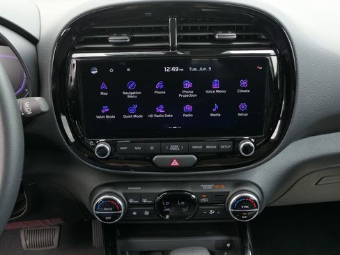 New 2025 Kia Soul S image 17