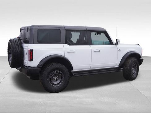 Certified 2025 Ford Bronco Outer Banks w/ Sasquatch Package image 4