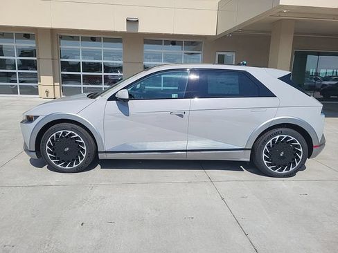 Used 2024 Hyundai Ioniq 5 Limited AWD/4WD image 10