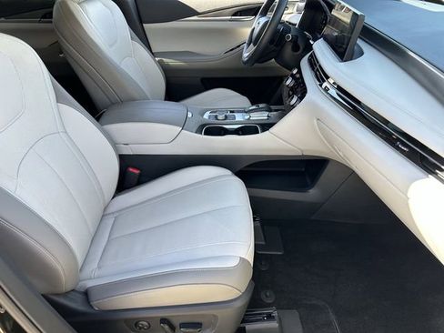 Certified 2026 INFINITI QX60 Luxe w/ Cargo Package AWD/4WD image 13