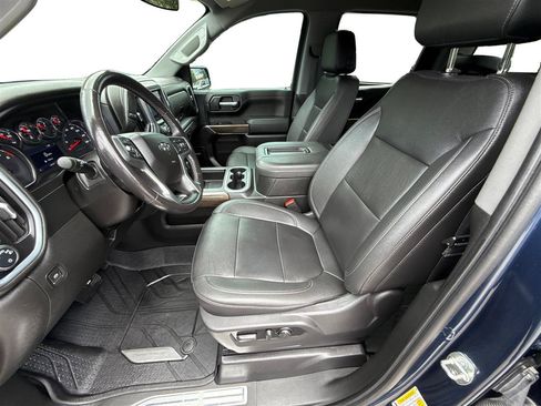 Used 2022 Chevrolet Silverado 1500 RST w/ Convenience Package II AWD/4WD image 14
