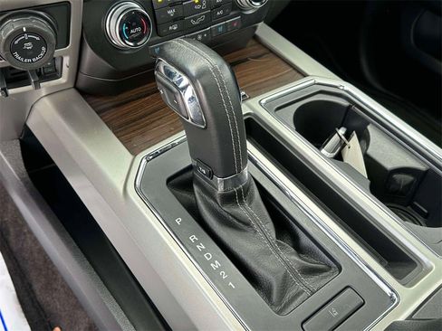 Used 2016 Ford F150 Lariat w/ Equipment Group 502A Luxury image 32