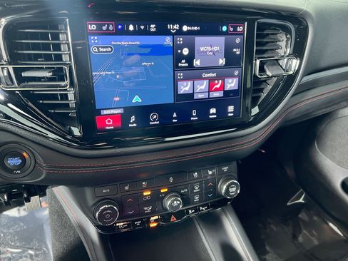 Used 2024 Dodge Durango GT image 25