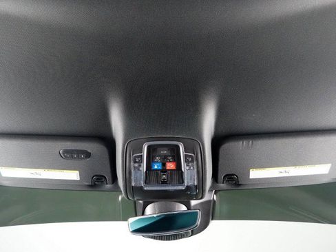 Used 2022 RAM 1500 4x4 Crew Cab Laramie image 63