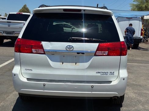 Used 2005 Toyota Sienna XLE Limited AWD/4WD image 6