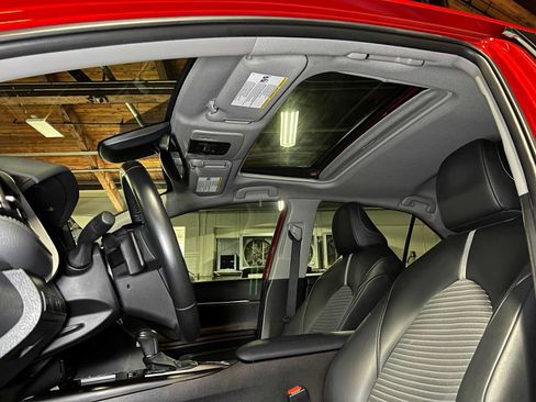 Used 2022 Toyota Camry SE w/ Audio Upgrade Package FWD image 22