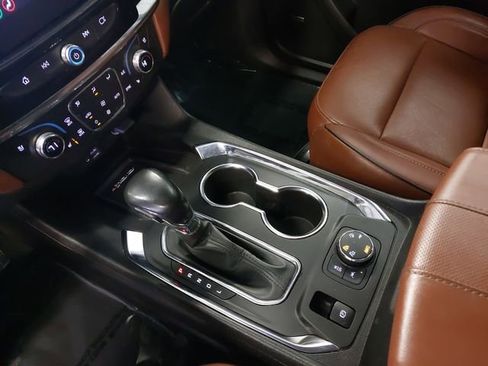 Used 2021 Chevrolet Traverse High Country image 24