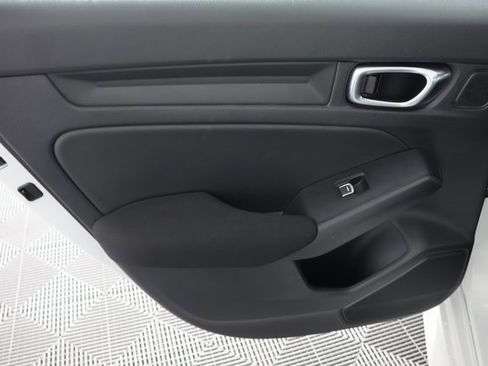 Used 2023 Honda Civic Sport image 24