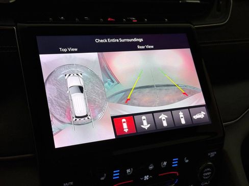 Used 2021 Jeep Grand Cherokee L Overland w/ Advanced Protech Group III image 36