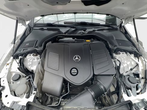 Used 2023 Mercedes-Benz C 300 4MATIC Sedan image 17