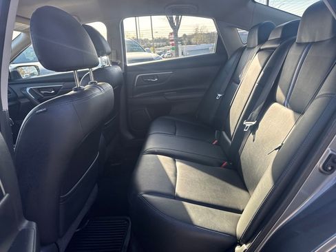 Used 2018 Nissan Altima 2.5 SR w/ SR Special Edition image 26