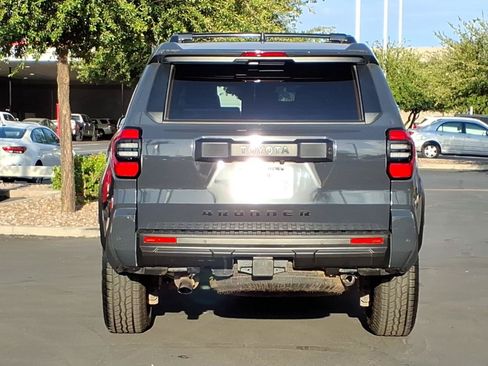 Certified 2025 Toyota 4Runner TRD Off-Road Premium AWD/4WD image 5