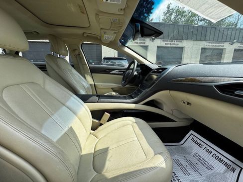 Used 2014 Lincoln MKZ AWD image 13