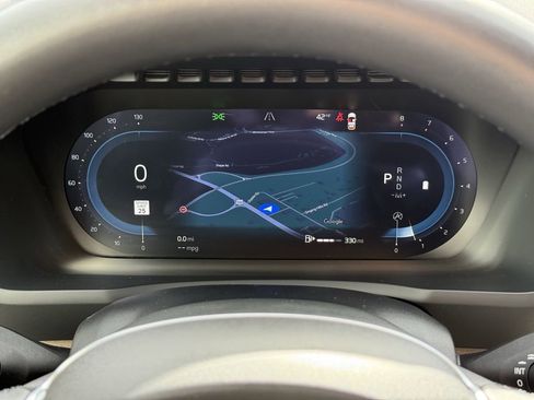 Certified 2025 Volvo XC90 B5 Plus image 21