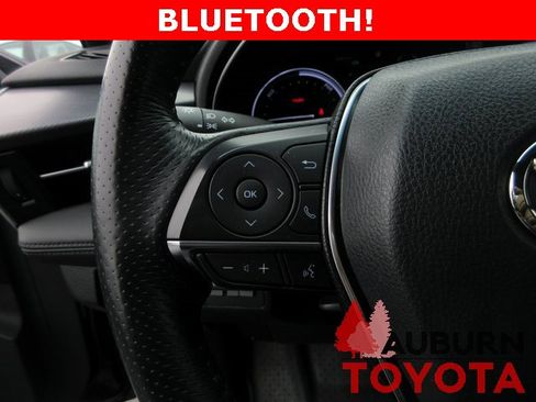 Used 2022 Toyota Avalon XSE image 13