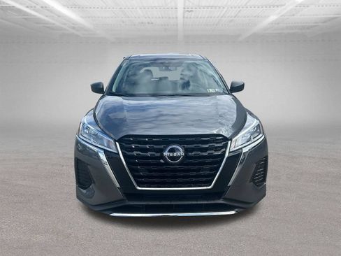 Used 2025 Nissan Kicks Play S FWD image 9