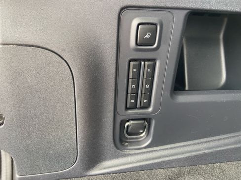 Used 2025 Ford Expedition Platinum AWD/4WD image 13