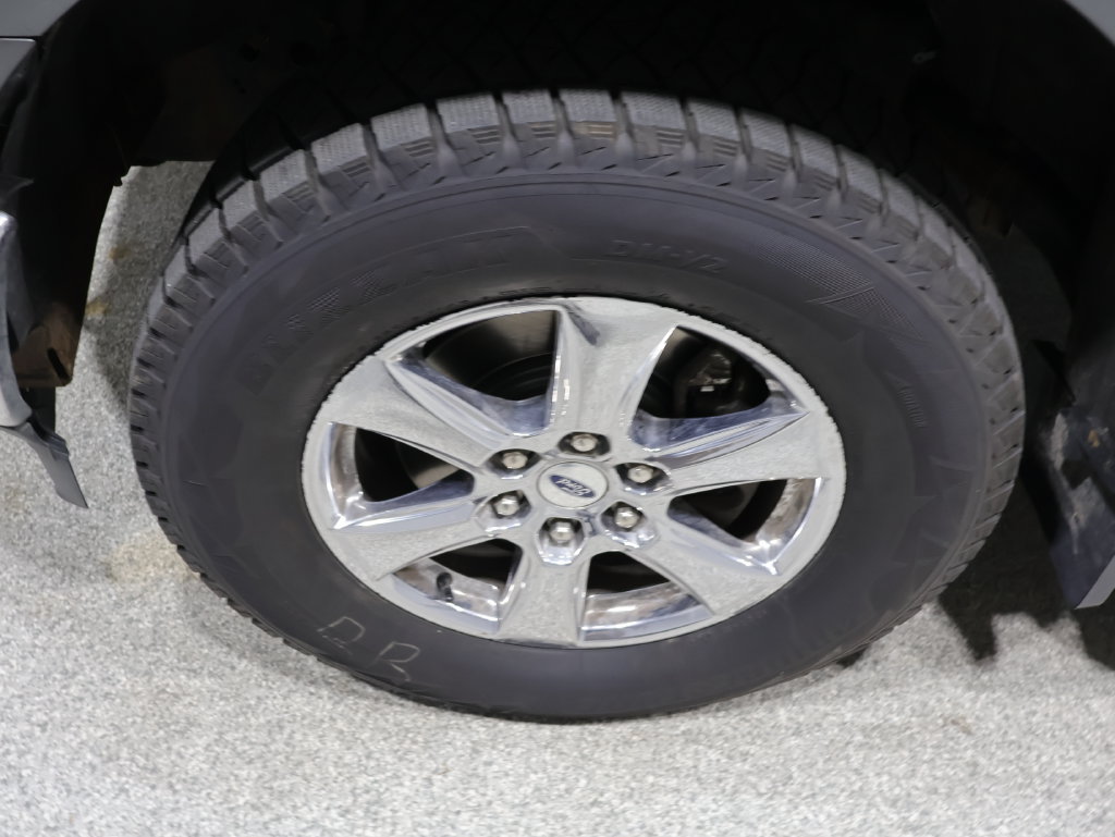 Used 2019 Ford F150 XLT w/ Equipment Group 302A Luxury AWD/4WD image 8